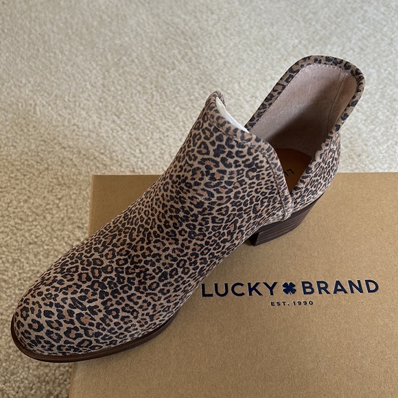 NWT Lucky Brand Bashina Leopard Ankle Boots Size 8 - Picture 2 of 9
